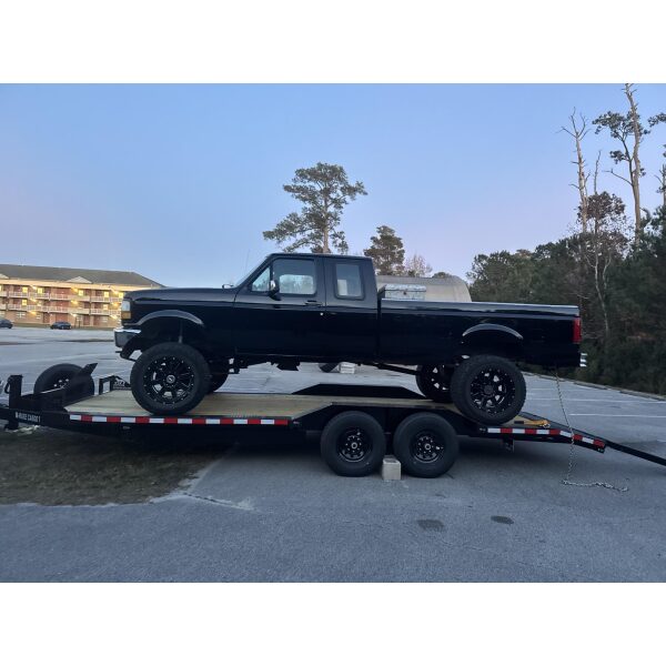 8.5'x22' Equipment Trailer